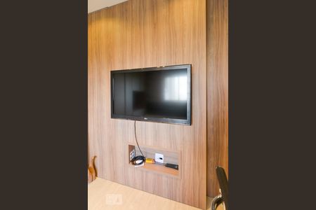 Apartamento à venda com 98m², 2 quartos e 2 vagas Apartamento à venda com 98m², 2 quartos e 2 vagasQuarto Suíte 1