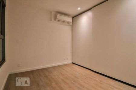 Quarto 1 de apartamento para alugar com 1 quarto, 51m² em Vila Madalena, São Paulo