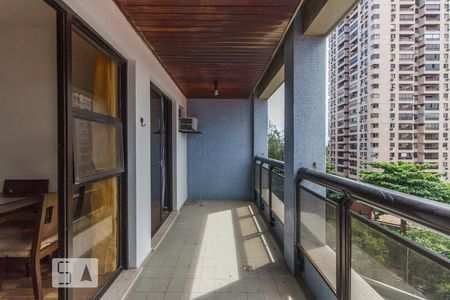 Varanda de apartamento à venda com 1 quarto, 60m² em Barra da Tijuca, Rio de Janeiro