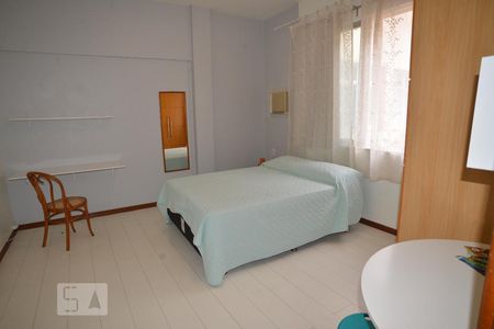 Quarto de kitnet/studio para alugar com 1 quarto, 27m² em Copacabana, Rio de Janeiro