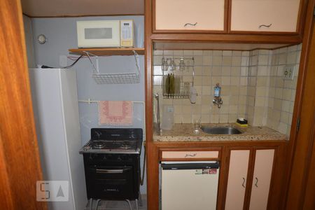 Cozinha de kitnet/studio para alugar com 1 quarto, 27m² em Copacabana, Rio de Janeiro