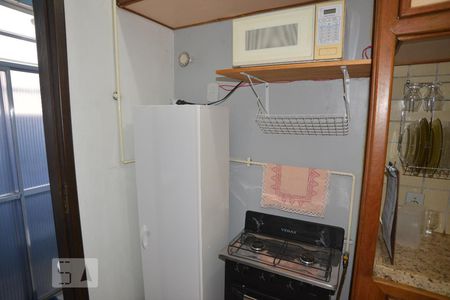 Cozinha de kitnet/studio para alugar com 1 quarto, 27m² em Copacabana, Rio de Janeiro