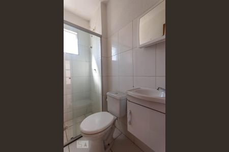 Banheiro de apartamento à venda com 2 quartos, 49m² em Piratininga (venda Nova), Belo Horizonte