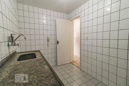 Cozinha de casa de condomínio para alugar com 2 quartos, 65m² em Pechincha, Rio de Janeiro