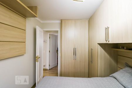 Quarto 1 de apartamento para alugar com 2 quartos, 65m² em Vila Nivi, São Paulo