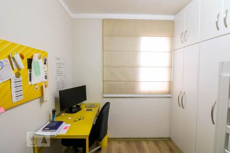 Quarto 2 de apartamento para alugar com 2 quartos, 65m² em Vila Nivi, São Paulo