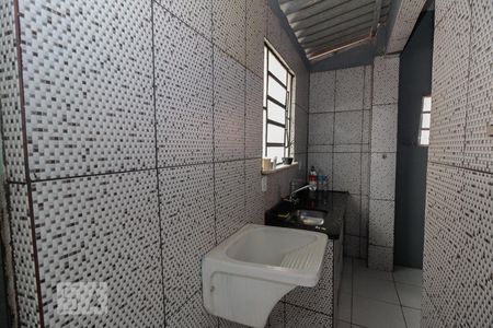 Detalhe da area de serviço de casa para alugar com 1 quarto, 100m² em Engenho Novo, Rio de Janeiro