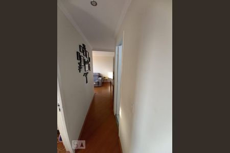 Corredor de apartamento para alugar com 2 quartos, 50m² em Jardim Ubirajara (zona Sul), São Paulo