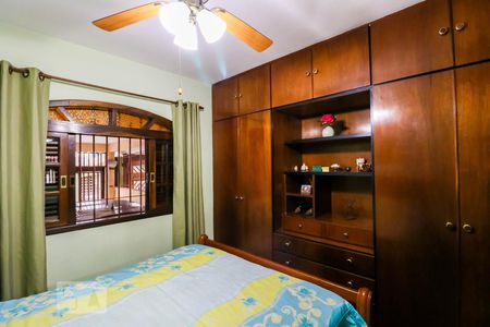 Suíte de casa à venda com 3 quartos, 250m² em Vila Mazzei, São Paulo