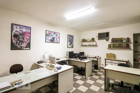 Casa para alugar com 250m², 3 quartos e 2 vagas Casa para alugar com 250m², 3 quartos e 2 vagasEscritório