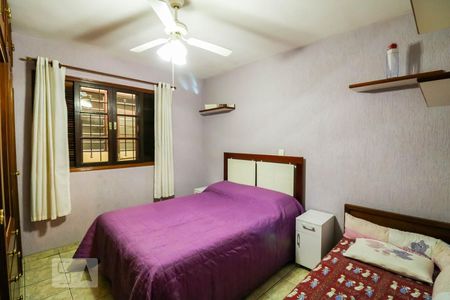 Quarto 1 de casa para alugar com 3 quartos, 250m² em Vila Mazzei, São Paulo