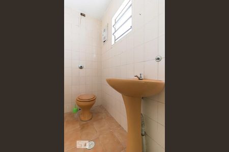 Banheiro 2 de casa para alugar com 1 quarto, 48m² em Jardim Popular, São Paulo