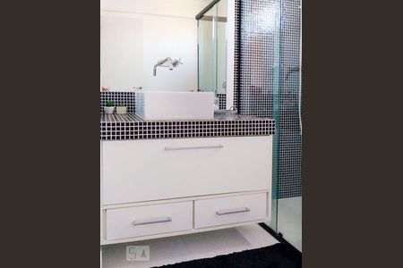 Banheiro Suite de apartamento à venda com 3 quartos, 96m² em Campestre, Santo André