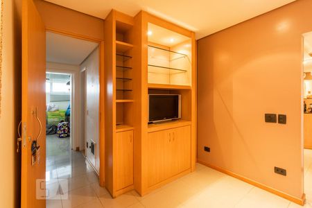 Sala de apartamento à venda com 3 quartos, 100m² em Moema, São Paulo