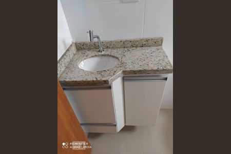 Banheiro de apartamento para alugar com 3 quartos, 88m² em Campestre, Santo André