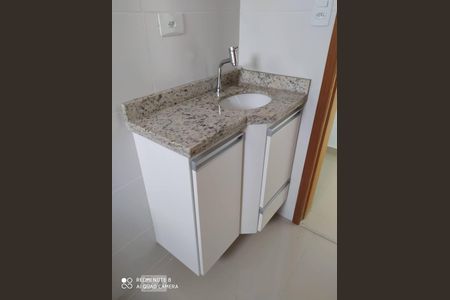 Banheiro de apartamento para alugar com 3 quartos, 88m² em Campestre, Santo André