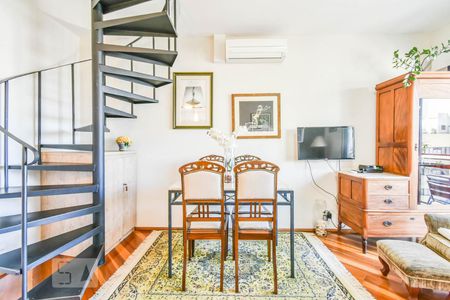 Sala de apartamento para alugar com 2 quartos, 78m² em Pinheiros, São Paulo