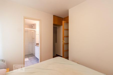Suite de apartamento para alugar com 1 quarto, 43m² em Itaim Bibi, São Paulo