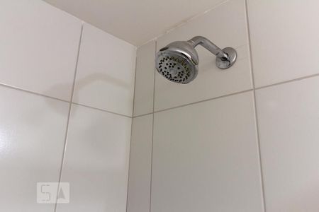 Detalhe banheiro social  de apartamento para alugar com 2 quartos, 75m² em Jaguaré, São Paulo