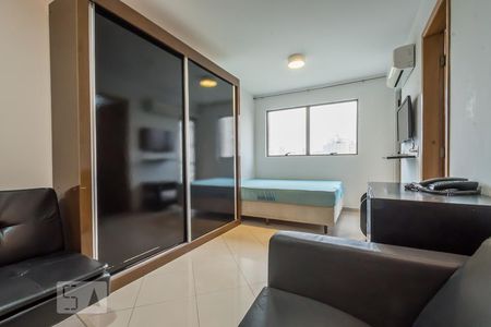 Quarto de kitnet/studio para alugar com 1 quarto, 30m² em Vila Congonhas, São Paulo