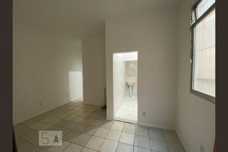 Sala de apartamento para alugar com 1 quarto, 40m² em Grajaú, Rio de Janeiro