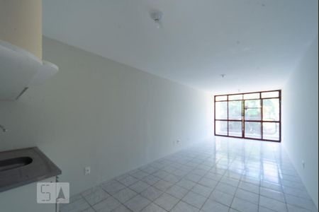 Sala de kitnet/studio para alugar com 1 quarto, 32m² em Asa Norte, Brasília