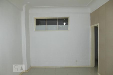 Sala de apartamento para alugar com 1 quarto, 35m² em Botafogo, Rio de Janeiro