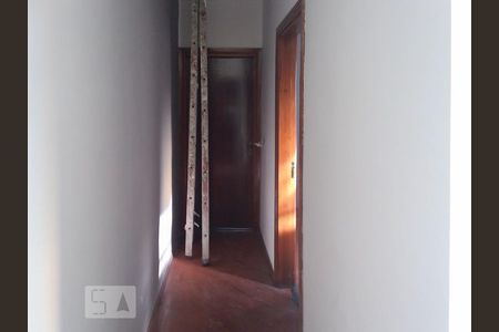 Corredor dos Quartos  de casa para alugar com 3 quartos, 170m² em Jardim Jabaquara, São Paulo