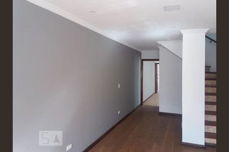 Sala de casa para alugar com 3 quartos, 170m² em Jardim Jabaquara, São Paulo