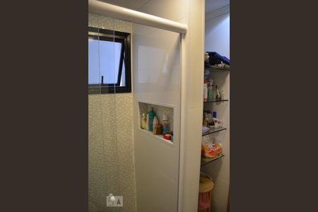 Apartamento para alugar com 144m², 4 quartos e 2 vagas Apartamento para alugar com 144m², 4 quartos e 2 vagasBanheiro 1