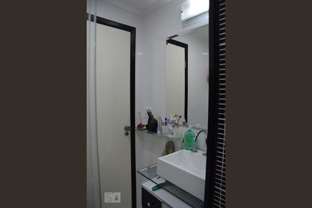 Apartamento para alugar com 144m², 4 quartos e 2 vagas Apartamento para alugar com 144m², 4 quartos e 2 vagasBanheiro 2