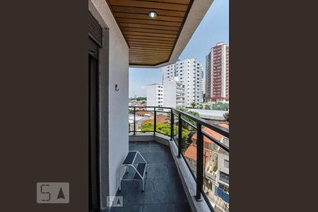 Apartamento para alugar com 144m², 4 quartos e 2 vagas Apartamento para alugar com 144m², 4 quartos e 2 vagasVaranda