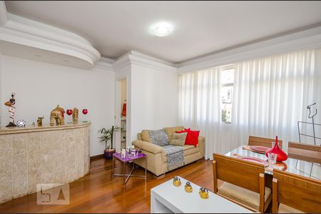 Sala de apartamento para alugar com 3 quartos, 137m² em Buritis, Belo Horizonte