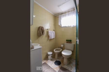 Banheiro  de apartamento para alugar com 3 quartos, 72m² em Vila Monumento, São Paulo