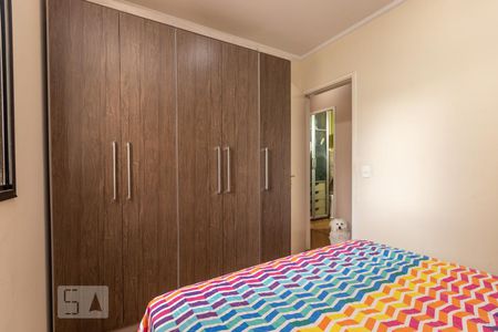 Suíte  de apartamento para alugar com 3 quartos, 58m² em Vila Carmosina, São Paulo