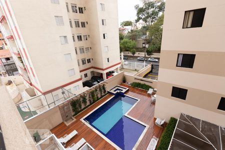 Vista da sala de apartamento para alugar com 3 quartos, 58m² em Vila Carmosina, São Paulo