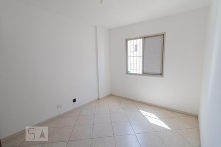 Dormitório 2 de apartamento à venda com 2 quartos, 57m² em Vila Marina, São Paulo