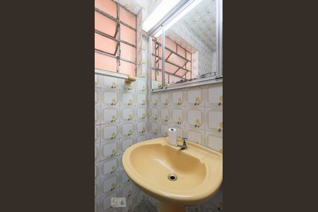 Banheiro de casa à venda com 5 quartos, 140m² em Vila Nova Cachoeirinha, São Paulo