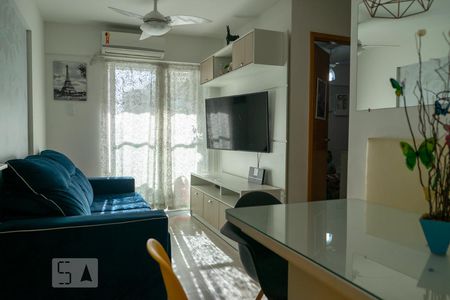 Sala de apartamento à venda com 2 quartos, 60m² em Penha, Rio de Janeiro