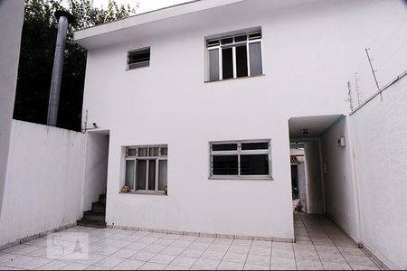 Casa à venda com 400m², 4 quartos e 3 vagas Casa à venda com 400m², 4 quartos e 3 vagasQuintal