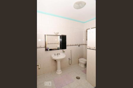 Banheiro de casa para alugar com 4 quartos, 400m² em Campo Belo, São Paulo