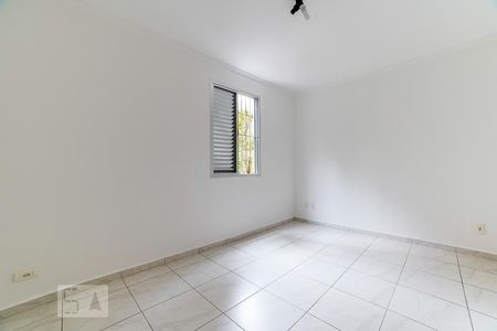 Quarto 1 de apartamento para alugar com 2 quartos, 77m² em Jardim Leonor Mendes de Barros, São Paulo