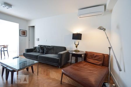 Sala de apartamento para alugar com 1 quarto, 63m² em Pinheiros, São Paulo