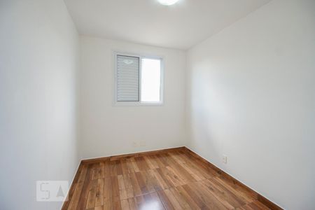 Quarto 01 de apartamento para alugar com 2 quartos, 45m² em Vila Antonieta, São Paulo