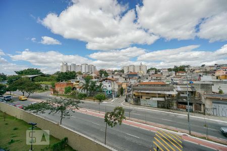 Vista varanda de apartamento para alugar com 2 quartos, 45m² em Vila Antonieta, São Paulo