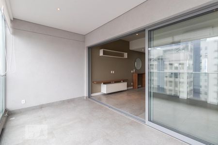 Varanda de kitnet/studio à venda com 1 quarto, 44m² em Moema, São Paulo