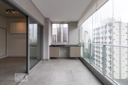 Varanda de kitnet/studio à venda com 1 quarto, 44m² em Moema, São Paulo