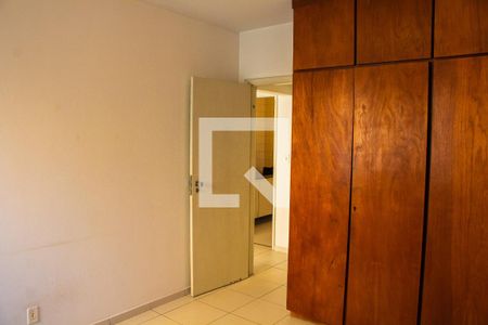 Quarto de apartamento à venda com 1 quarto, 50m² em Bosque, Campinas