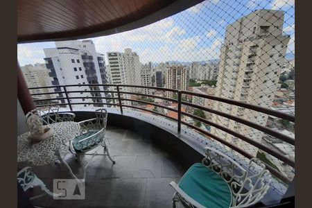 Varanda Sala de apartamento à venda com 4 quartos, 197m² em Perdizes, São Paulo