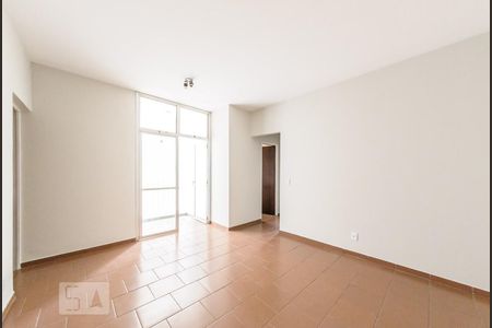 Apartamento para alugar com 2 quartos, 70m² em Cambuí, Campinas